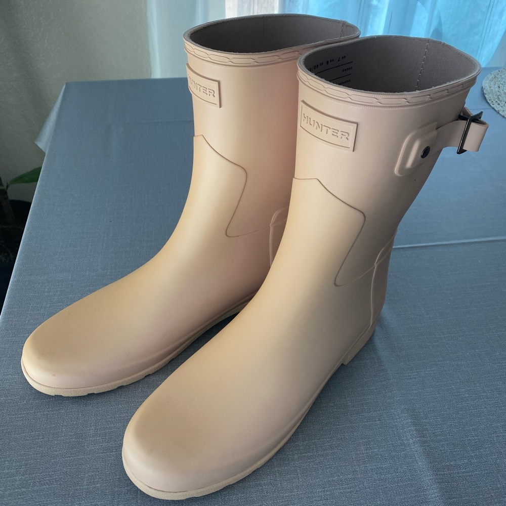 Hunter rubber rain boots